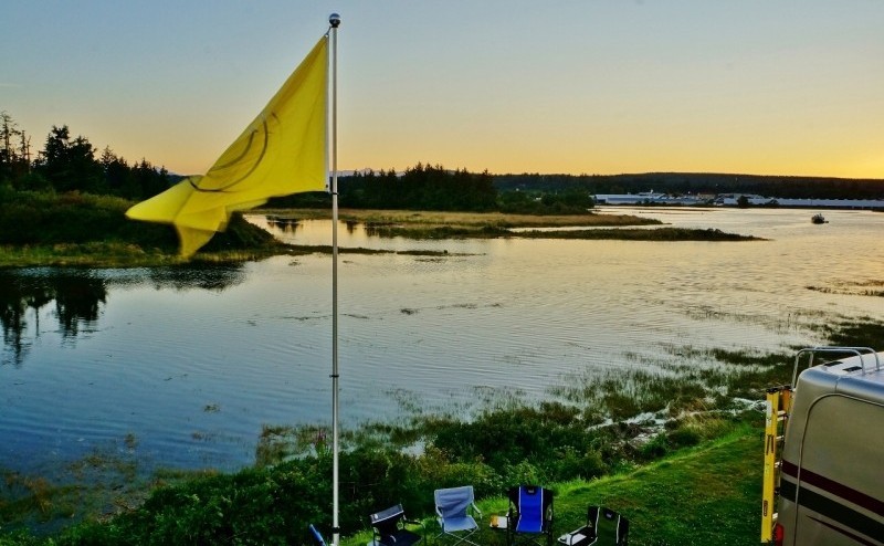 Estuary-view-with-flag.jpg