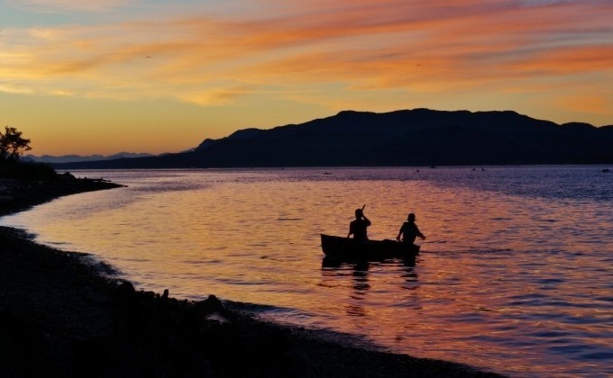 Row-boat-in-the-sun-set-looking-east-oceanside.jpg